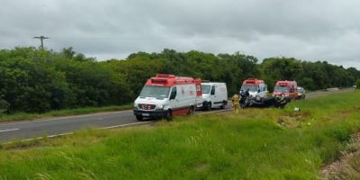 Motorista morre após carro sair da pista na BR-116 em Barra do Ribeiro