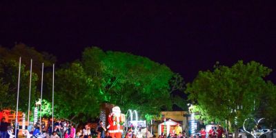 Primeira noite do Natal de Luz de Cristal encanta público