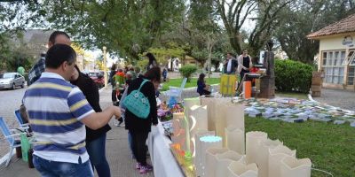 Praça Sylvio Luiz recebe a Feira Livre de Artesanato de Camaquã