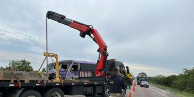 Retirada de veículos envolvidos em colisão altera trânsito na BR-290 em Eldorado do Sul