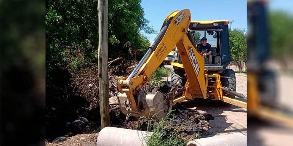 Manutenções nas tubulações de drenagem são realizadas em três bairros de Camaquã