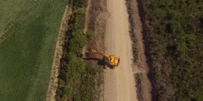 Programa Interior +Forte inicia drenagem nas Estradas da Granja Emília e Divisa