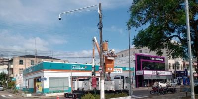 Câmeras de videomonitoramento passam por manutenção em Camaquã