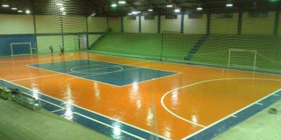 Ginásio de Esportes de Camaquã recebe melhorias na quadra poliesportiva