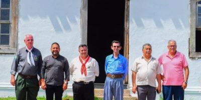 Reunião em Cristal marca início dos preparativos do 74º Acendimento da Chama Crioula