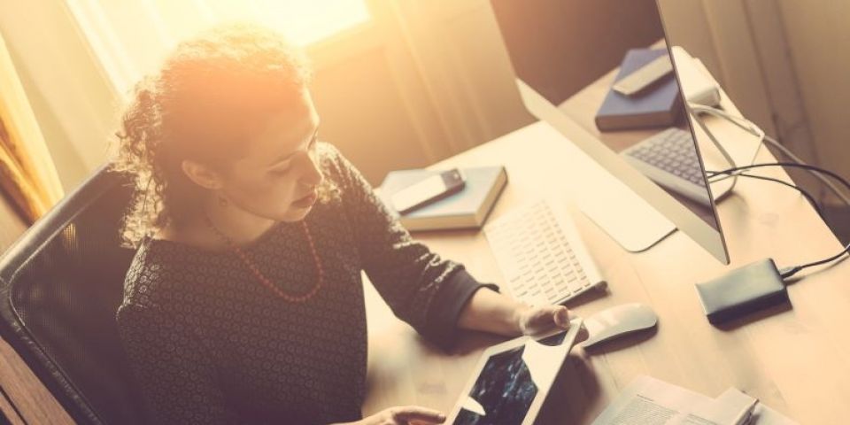 Carreira profissional e maternidade: como fica o retorno da mulher ao mercado de trabalho depois de um tempo afastada para cuidar dos filhos