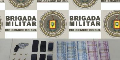 Quatro homens são presos com arma, munições e drogas em Camaquã