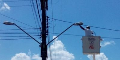 Rua Bento Gonçalves terá troca de luminárias nesta quarta e quinta-feira em Camaquã