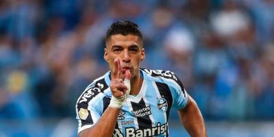 Grêmio vence Caxias com gol de Suárez e é hexacampeão do Gauchão