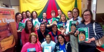 Encontro reúne bibliotecários das escolas em Camaquã