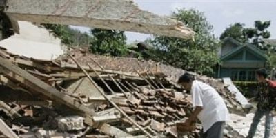Terremoto de 6,6 graus deixa 60 feridos na Indonésia