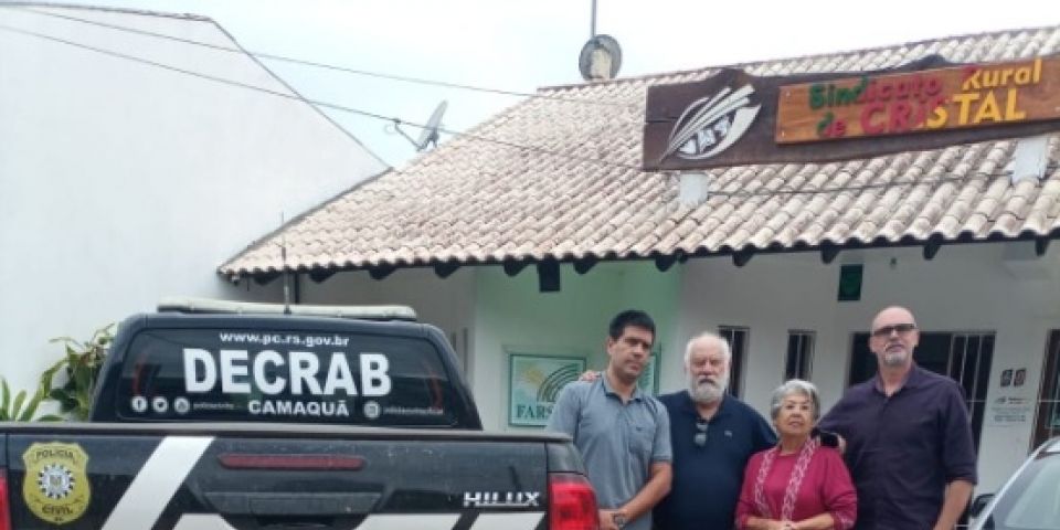 Decrab de Camaquã busca parcerias junto ao Sindicato Rural de Cristal para combater crimes rurais na Região
