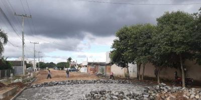 Começam as obras de calçamento na Rua Estrela em Camaquã