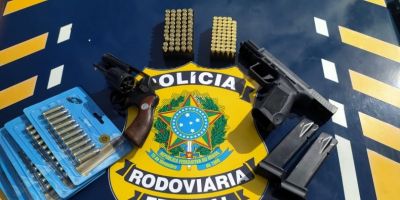 PRF apreende adolescente transportando pistola, revólver e munições na BR-116 em Camaquã