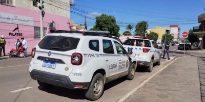 Acidente entre motos resulta em feridos no centro de Camaquã