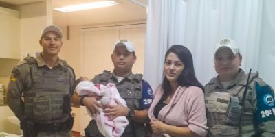 Bebê de apenas oito dias é salva por policiais da BM em Porto Alegre