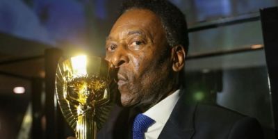 Pelé é imortalizado na língua portuguesa com inclusão de seu nome no dicionário Michaelis