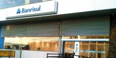 Estado deposita folha salarial de setembro nesta quarta-feira