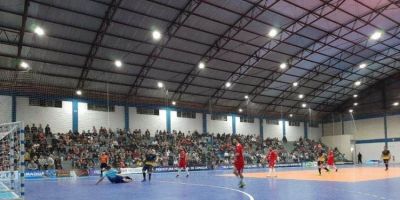 Ginásio Municipal de Esportes recebe mais quatro jogos da Taça Camaquã de Futsal nesta terça-feira (30)