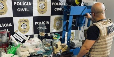 Polícia Civil fecha laboratório e centro de distribuição de drogas na zona norte de Porto Alegre