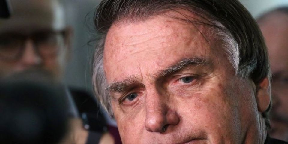 Ex-presidente Jair Bolsonaro é condenado à inelegibilidade pelo TSE