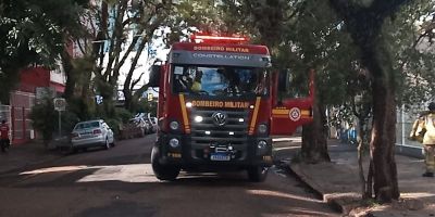 Princípio de incêndio em apartamento mobiliza bombeiros em Porto Alegre