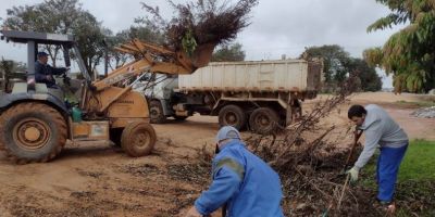 Bairro Vila Nova recebe recolhimento de entulhos em Camaquã