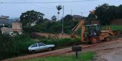 ESPAÇO DO LEITOR: indignação de moradora da Rua Cel Vivaldino Mendes, em Camaquã