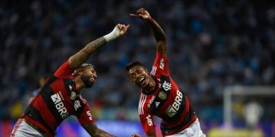 Grêmio perde para o Flamengo em Porto Alegre no jogo de ida da semifinal da Copa do Brasil