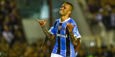 Grêmio anuncia retorno do atacante Luan, de 30 anos