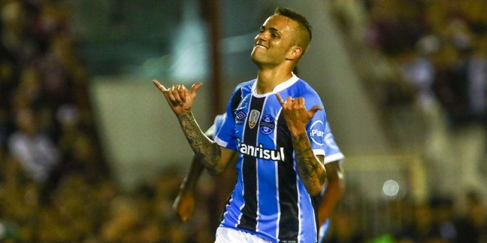 Grêmio anuncia retorno do atacante Luan, de 30 anos