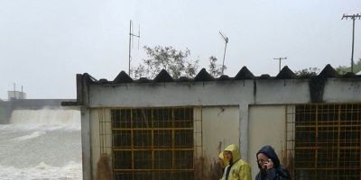 Equipes da Corsan trabalham para evitar transtornos aos usuários em Camaquã