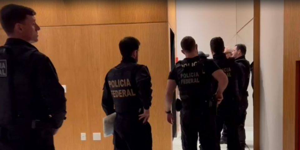 PF desarticula grupo investigado pelo tráfico de drogas sintéticas na região central do RS