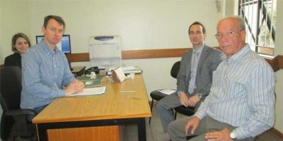 Promotoria firma TAC sobre acessibilidade com município de Camaquã