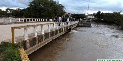 Águas do arroio Duro vão baixando e espera-se que o pior já tenha passado nos bairros Jardim do Forte e Gaúcho
