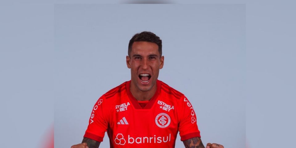 Inter anuncia a contratação do lateral espanhol Hugo Mallo, de 32 anos