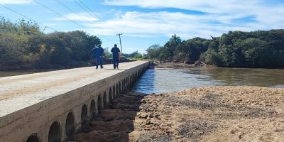 Obra da nova ponte Maria Gomes, em Arambaré, entra em fase de finalização