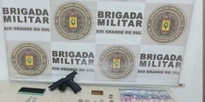 Após troca de tiros, dois homens são presos com drogas e arma em Porto Alegre