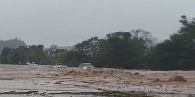 Chuvas intensas causam alagamentos e transtornos em municípios da Costa Doce