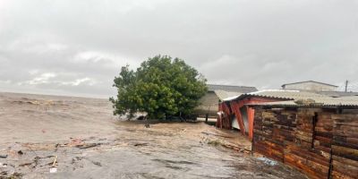 Defesa Civil registra 30 famílias desalojadas devido à cheia da lagoa dos Patos em Tapes