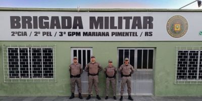 Mariana Pimentel recebe três novos soldados da Brigada Militar