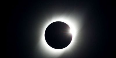 Especialistas alertam para cuidados ao observar o eclipse solar