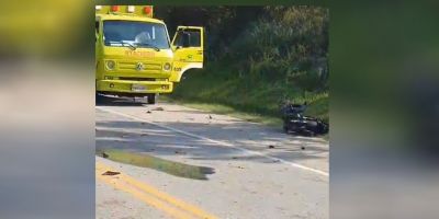 Colisão entre moto e caminhão causa morte de jovem na BR-392 em Canguçu