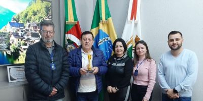 Executivo camaquense recebe FGTAS/Sine para tratar de parceria no Projeto Sine nos Bairros