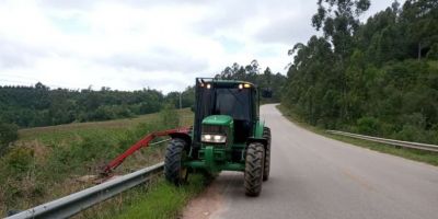 Prefeitura de Dom Feliciano promove limpeza na ERS-350 para garantir segurança viária