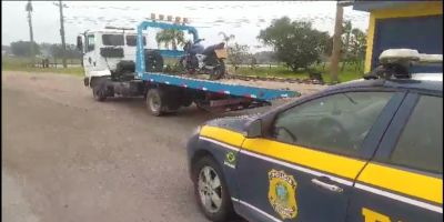 PRF flagra motociclistas disputando racha na BR-116 em Sentinela do Sul