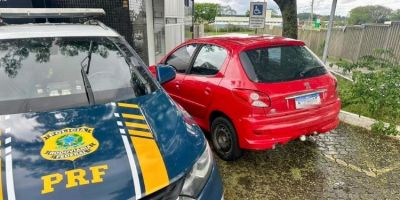 Carro adquirido através de golpe do Pix é recuperado pela PRF na BR-116 em Guaíba