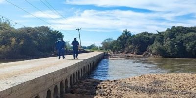 Faltam dez dias para a entrega oficial da passagem molhada Maria Gomes em Arambaré