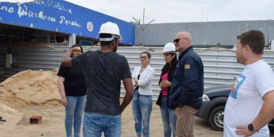 Prefeito em exercício de Tapes visita obras em instituições educacionais 