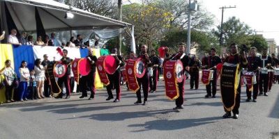 Desfile de bandas acontece neste domingo em alusão ao Dia da Bandeira em Camaquã